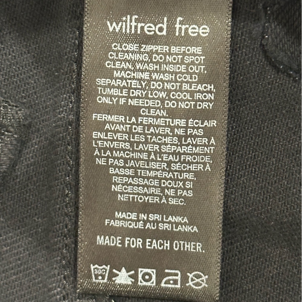 SOLD Aritzia Wilfred Free Two Step Flared Pants High Waisted Jeans Black Minimal - Picture 10 of 11